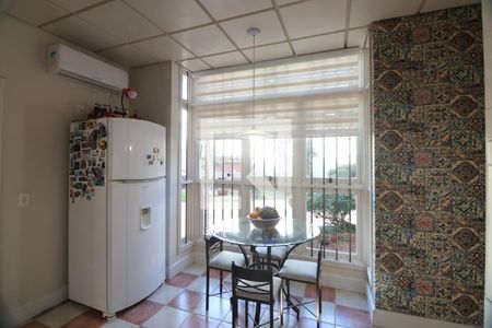 Casa à venda com 242m², 3 quartos e 5 vagasCozinha