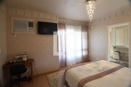 Casa à venda com 242m², 3 quartos e 5 vagasSuíte 3