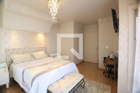 Casa à venda com 242m², 3 quartos e 5 vagasSuíte 3