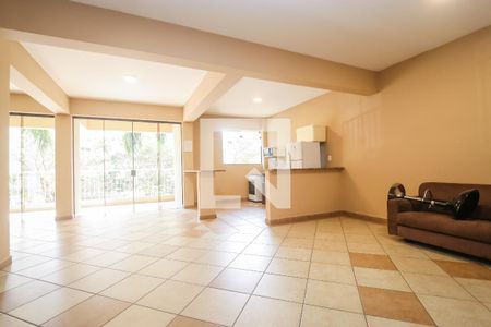Apartamento à venda com 84m², 2 quartos e 2 vagas Apartamento à venda com 84m², 2 quartos e 2 vagasÁrea comum - Salão de festas