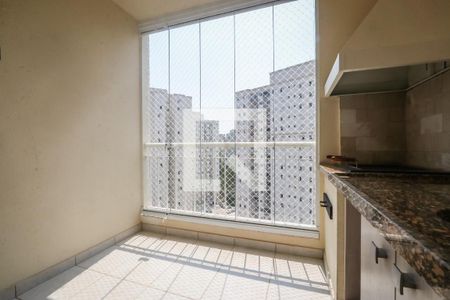 Apartamento à venda com 84m², 2 quartos e 2 vagas Apartamento à venda com 84m², 2 quartos e 2 vagasVaranda