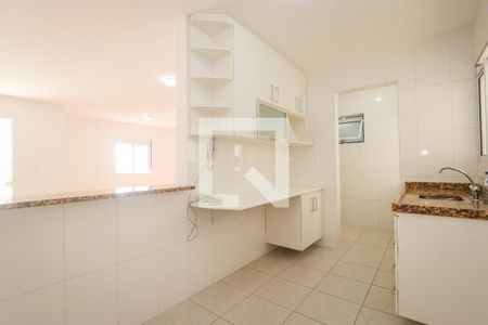 Apartamento à venda com 84m², 2 quartos e 2 vagas Apartamento à venda com 84m², 2 quartos e 2 vagasCozinha