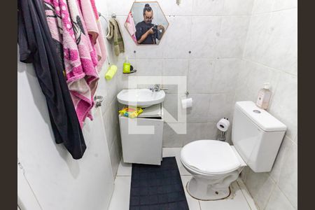 Apartamento à venda com 60m², 2 quartos e 1 vaga Apartamento à venda com 60m², 2 quartos e 1 vagaBanheiro