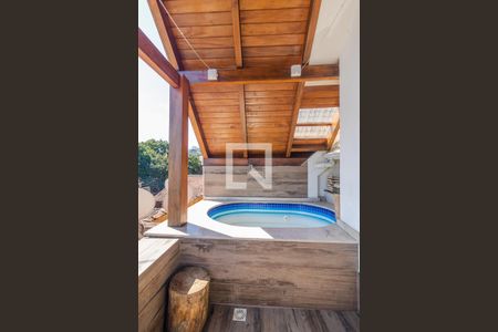 Casa de condomínio à venda com 150m², 3 quartos e 2 vagas Casa de condomínio à venda com 150m², 3 quartos e 2 vagasSotão - Varanda