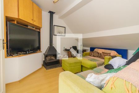 Casa de condomínio à venda com 150m², 3 quartos e 2 vagas Casa de condomínio à venda com 150m², 3 quartos e 2 vagasSotão