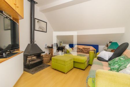 Casa de condomínio à venda com 150m², 3 quartos e 2 vagas Casa de condomínio à venda com 150m², 3 quartos e 2 vagasSotão