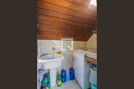 Casa de condomínio à venda com 150m², 3 quartos e 2 vagas Casa de condomínio à venda com 150m², 3 quartos e 2 vagasÁrea de Serviço