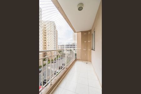 Varanda - Sala de apartamento para alugar com 2 quartos, 72m² em Jardim Tupanci, Barueri