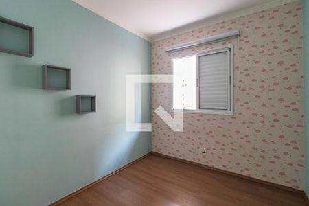 Quarto de apartamento para alugar com 2 quartos, 72m² em Jardim Tupanci, Barueri