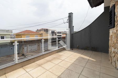 Varanda de casa à venda com 3 quartos, 150m² em Vila Constança, São Paulo