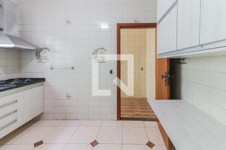 Casa à venda com 144m², 4 quartos e 2 vagas Casa à venda com 144m², 4 quartos e 2 vagasCozinha