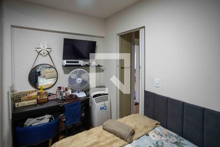 Quarto 1 de apartamento à venda com 2 quartos, 47m² em Jardim Melo, Diadema