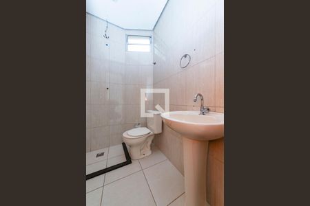 Banheiro de kitnet/studio para alugar com 1 quarto, 26m² em Havaí, Belo Horizonte