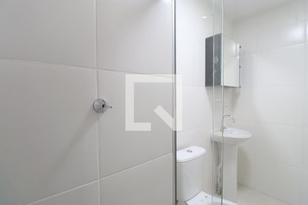 Banheiro de apartamento à venda com 1 quarto, 27m² em Água Branca, São Paulo