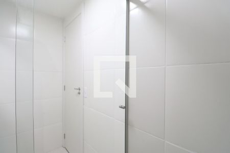 Banheiro de apartamento à venda com 1 quarto, 27m² em Água Branca, São Paulo