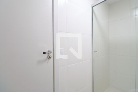 Banheiro de apartamento à venda com 1 quarto, 27m² em Água Branca, São Paulo