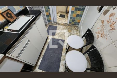 Studio para alugar com 24m², 1 quarto e sem vaga Studio para alugar com 24m², 1 quarto e sem vagaCozinha - Armários