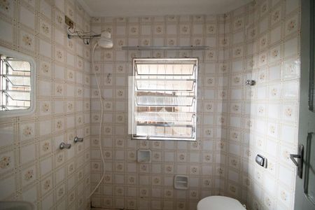 Casa à venda com 214m², 3 quartos e 3 vagasBanheiro