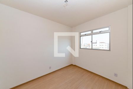 Quarto 1 de apartamento para alugar com 2 quartos, 44m² em Betânia, Belo Horizonte