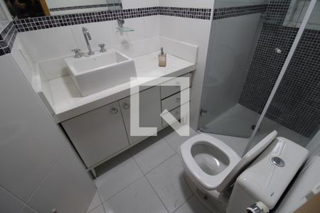Apartamento para alugar com 65m², 2 quartos e 2 vagasBanheiro 1