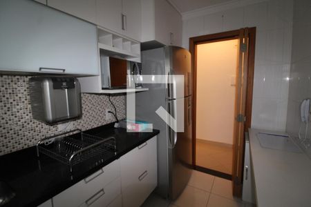 Apartamento para alugar com 65m², 2 quartos e 2 vagasCozinha