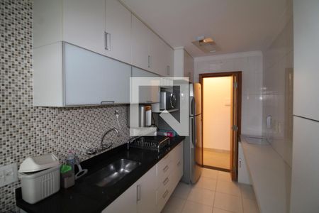 Apartamento para alugar com 65m², 2 quartos e 2 vagasCozinha