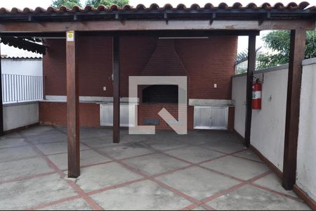 Apartamento à venda com 72m², 2 quartos e 1 vagaÁrea comum