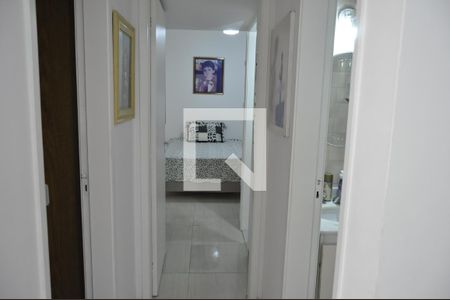 Apartamento à venda com 72m², 2 quartos e 1 vagaCorredor