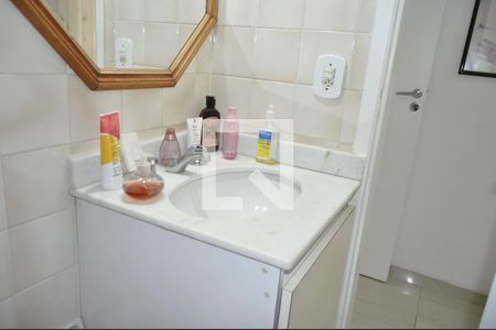 Apartamento à venda com 72m², 2 quartos e 1 vagaBanheiro do Quarto 2