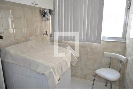 Apartamento à venda com 72m², 2 quartos e 1 vagaÁrea de Serviço