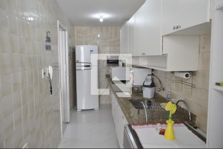 Apartamento à venda com 72m², 2 quartos e 1 vagaCozinha