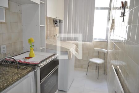 Apartamento à venda com 72m², 2 quartos e 1 vagaCozinha