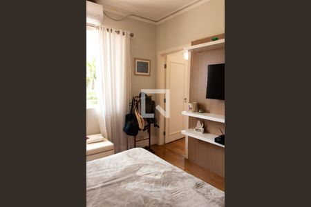 Casa de condomínio à venda com 550m², 3 quartos e 8 vagas Casa de condomínio à venda com 550m², 3 quartos e 8 vagasSUÌTE 2