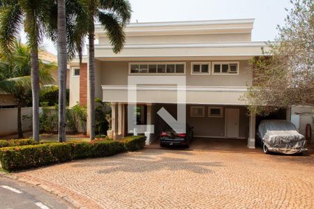 Casa de condomínio à venda com 550m², 3 quartos e 8 vagas Casa de condomínio à venda com 550m², 3 quartos e 8 vagasFACHADA