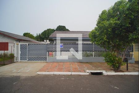 Casa à venda com 70m², 3 quartos e 1 vaga Casa à venda com 70m², 3 quartos e 1 vagaFachada