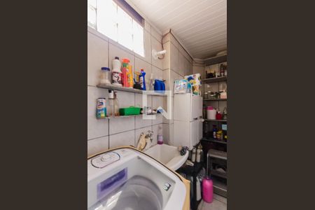 Casa de condomínio à venda com 254m², 6 quartos e 2 vagasÁrea de Serviço Casa 2