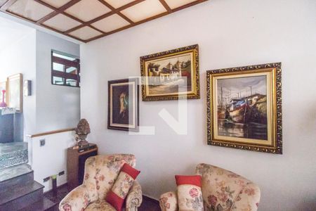 Casa de condomínio para alugar com 440m², 4 quartos e 4 vagasSala