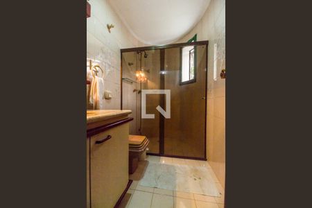 Casa de condomínio para alugar com 440m², 4 quartos e 4 vagasBanheiro