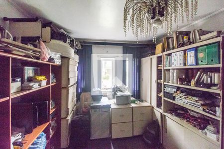 Casa de condomínio para alugar com 440m², 4 quartos e 4 vagasEscritório