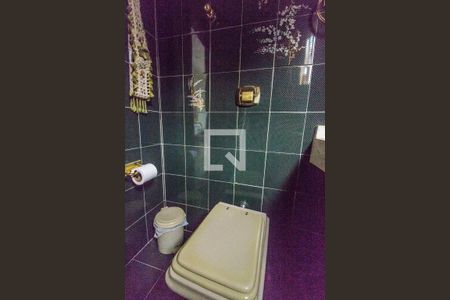 Casa de condomínio para alugar com 440m², 4 quartos e 4 vagasLavabo