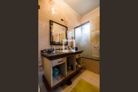 Casa de condomínio para alugar com 440m², 4 quartos e 4 vagasBanheiro da Suíte 2