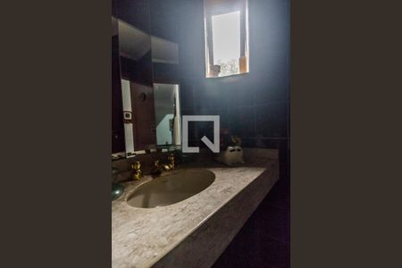 Casa de condomínio para alugar com 440m², 4 quartos e 4 vagasLavabo