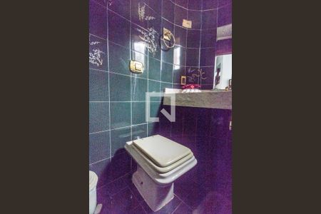 Casa de condomínio para alugar com 440m², 4 quartos e 4 vagasLavabo