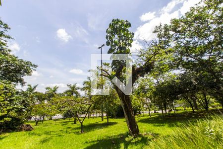 Casa de condomínio para alugar com 440m², 4 quartos e 4 vagasVista da Rua