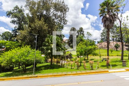 Casa de condomínio para alugar com 440m², 4 quartos e 4 vagasVista da Rua