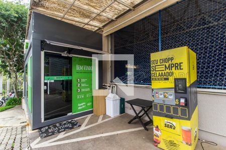 Casa de condomínio para alugar com 440m², 4 quartos e 4 vagasMercado