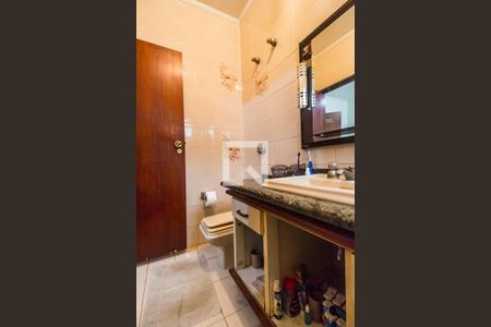 Casa de condomínio para alugar com 440m², 4 quartos e 4 vagasBanheiro da Suíte 2