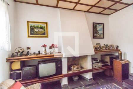 Casa de condomínio para alugar com 440m², 4 quartos e 4 vagasSala