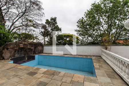 Casa de condomínio para alugar com 440m², 4 quartos e 4 vagasPiscina