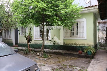 Casa à venda com 428m², 5 quartos e 5 vagasCasa 02 Quintal dos fundos